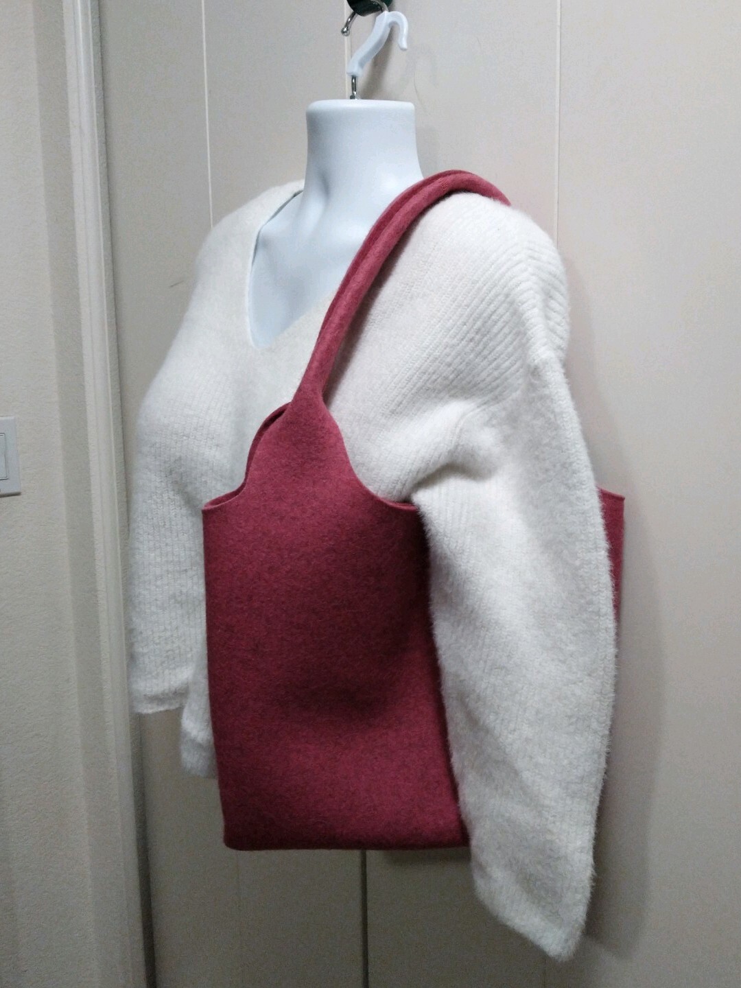 Merino Wool Felt Raindrop Tote German-Milled Rasberry Black Marbling~ NWOT