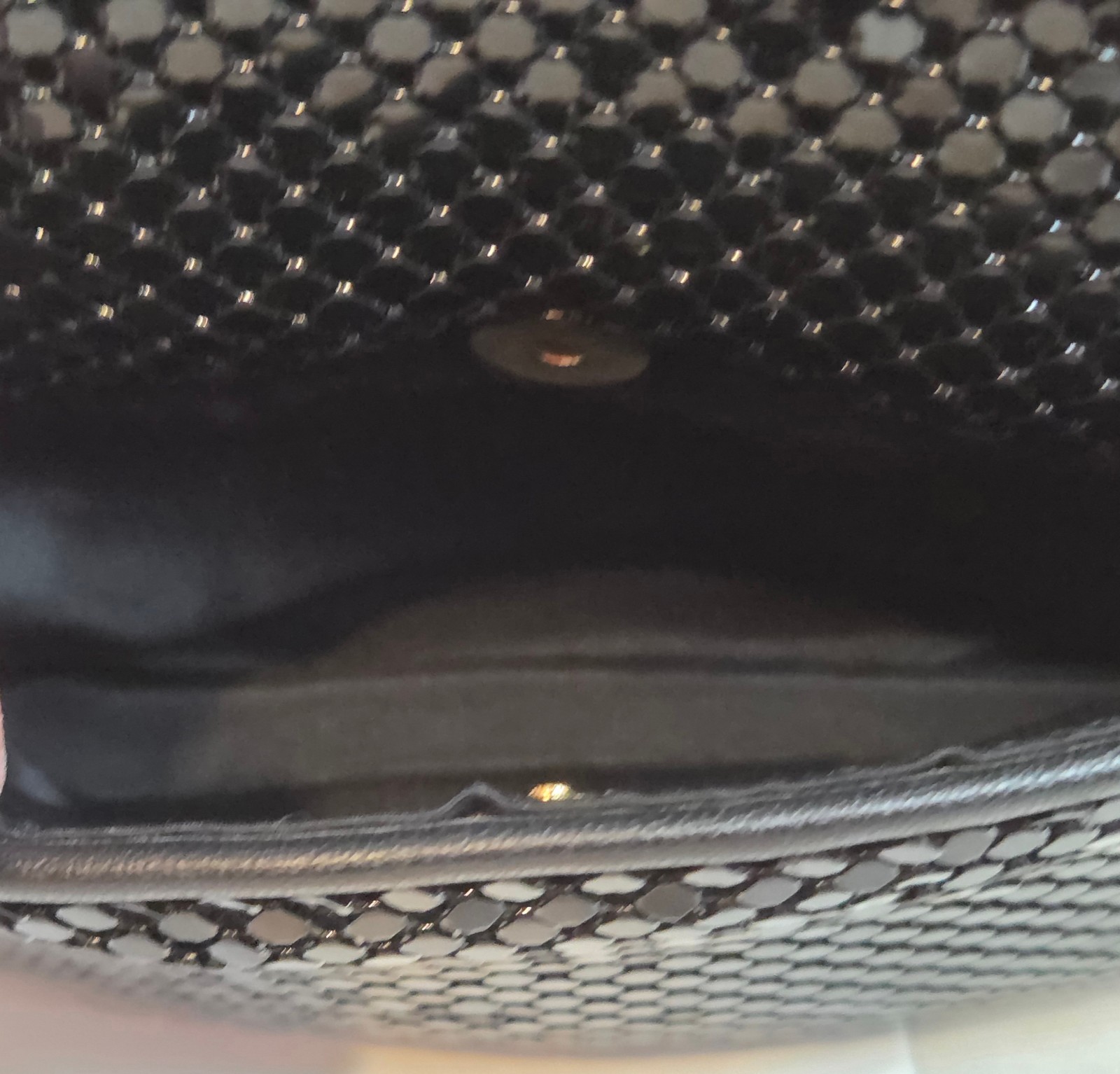 Whiting and Davis Black Metal Mesh Crossbody Bag Vintage Style Alumesh EUC