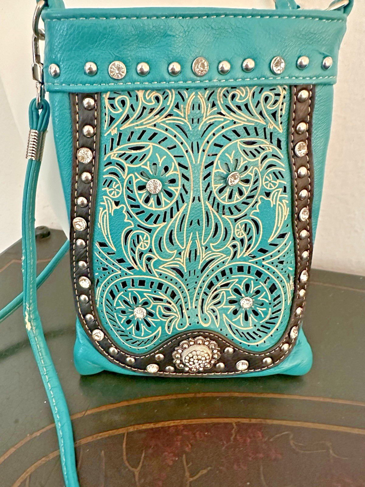 American Bling Small Teal/Rhinestone Crossbody Phone bag-GOOD