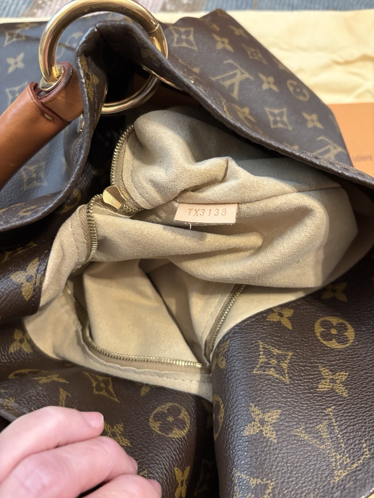 Louis Vuitton Artsy mm Monogram Canvas Shoulder Hobo Handbag with Receipt