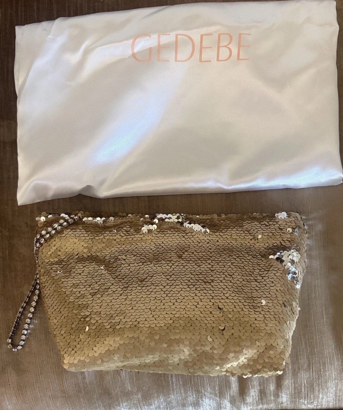 GEDEBE Gold and Silver Sequin Wristlet Evening Handbag NWOT