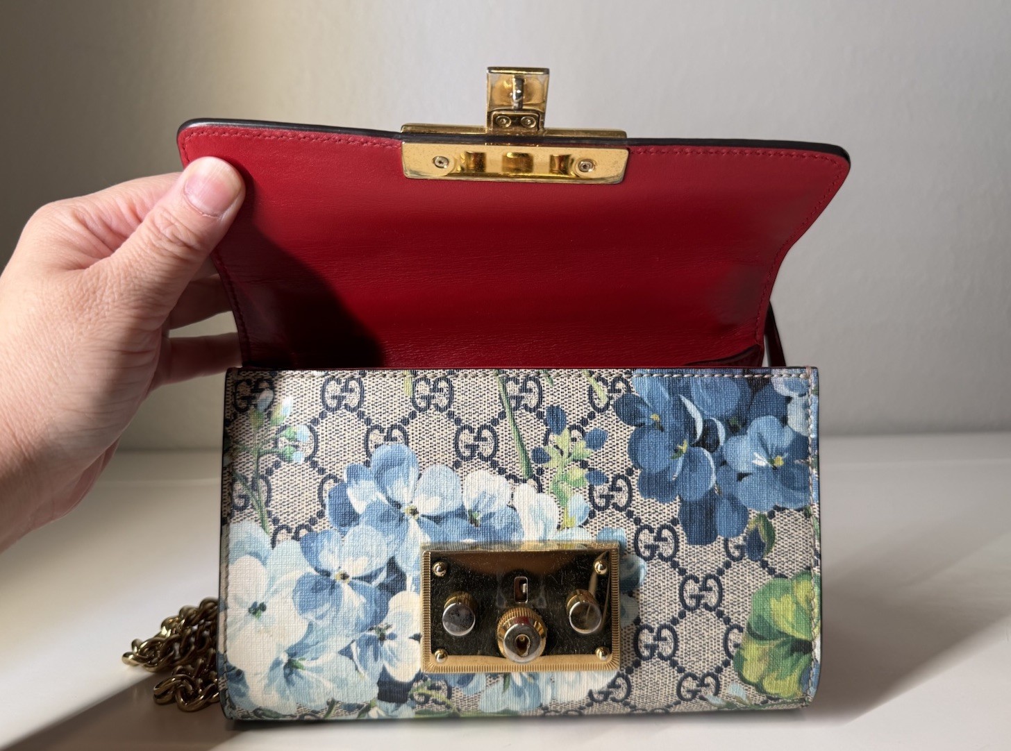 GUCCI GG Supreme Blooms Padlock Small Shoulder Bag Blue Floral Print