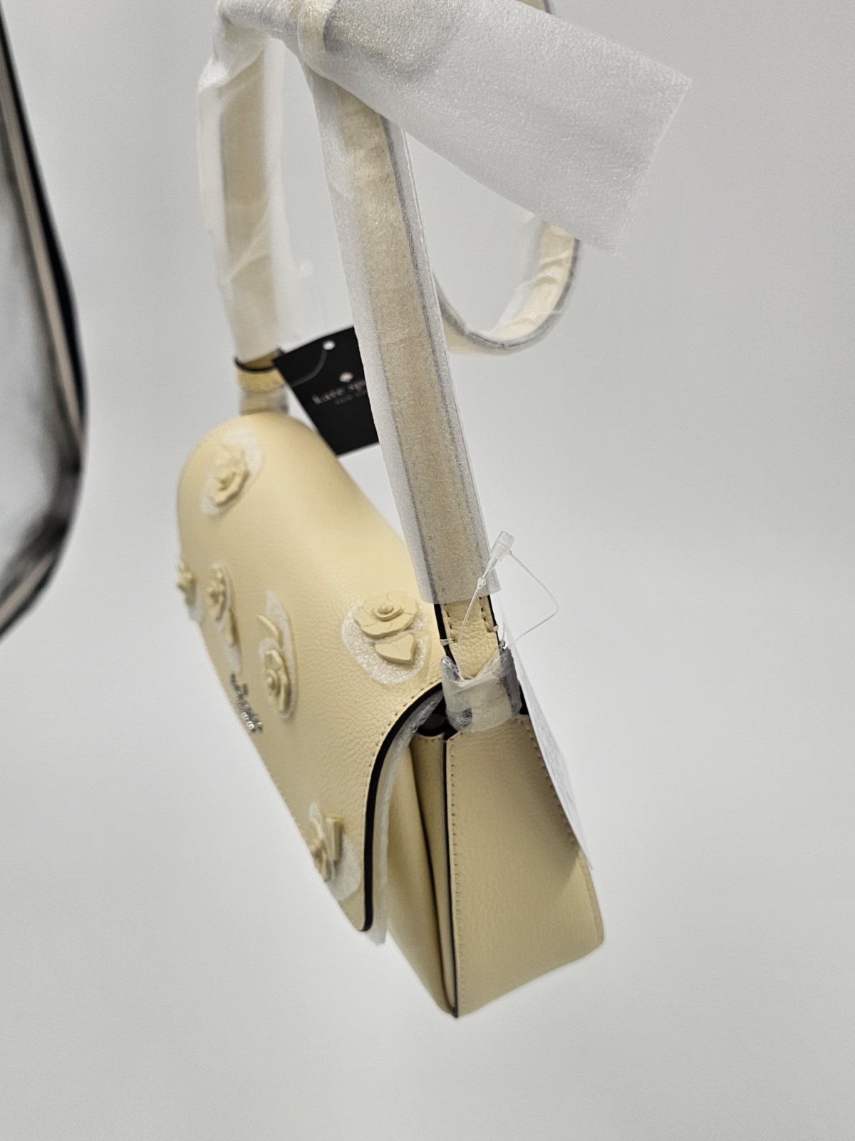 NWT Kate Spade Sutton Floral Mini Crossbody Bag – Lemon Fondant