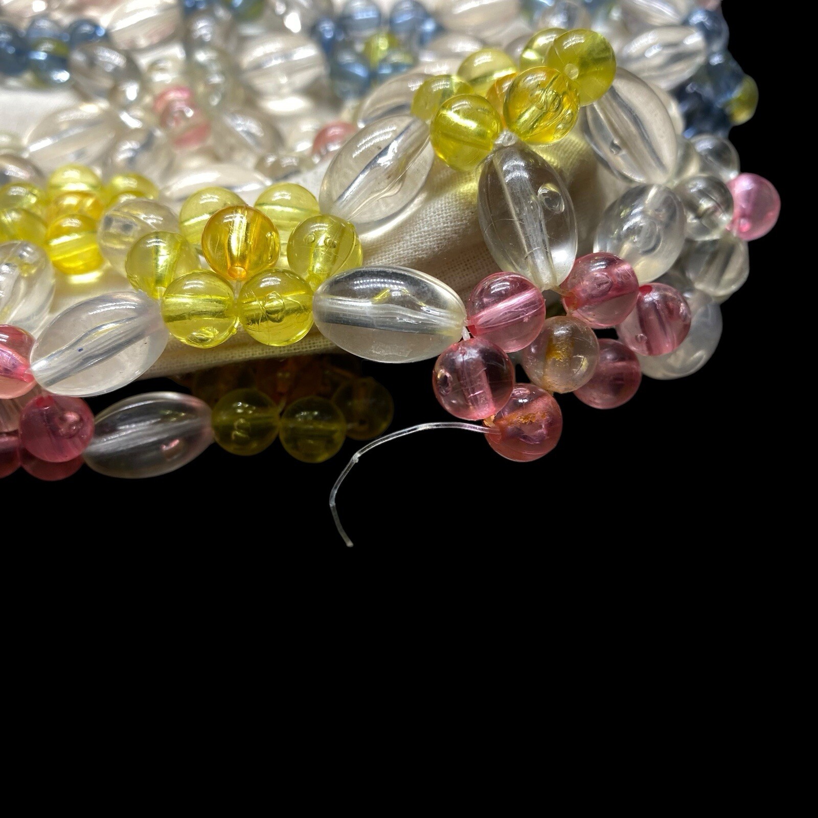 Cynthia Rowley Acrylic Flower Beaded Cotton Tote Shoulder Bag NEEDS REPAIR
