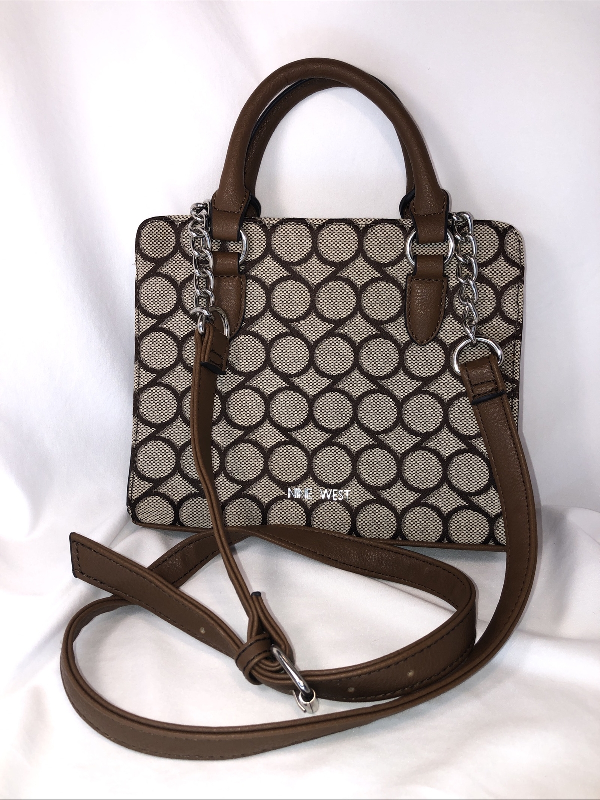 Nine West Brown Crossbody Purse Bag 8.5 x 7 x 3 Inches Adjustable Shoulder Strap