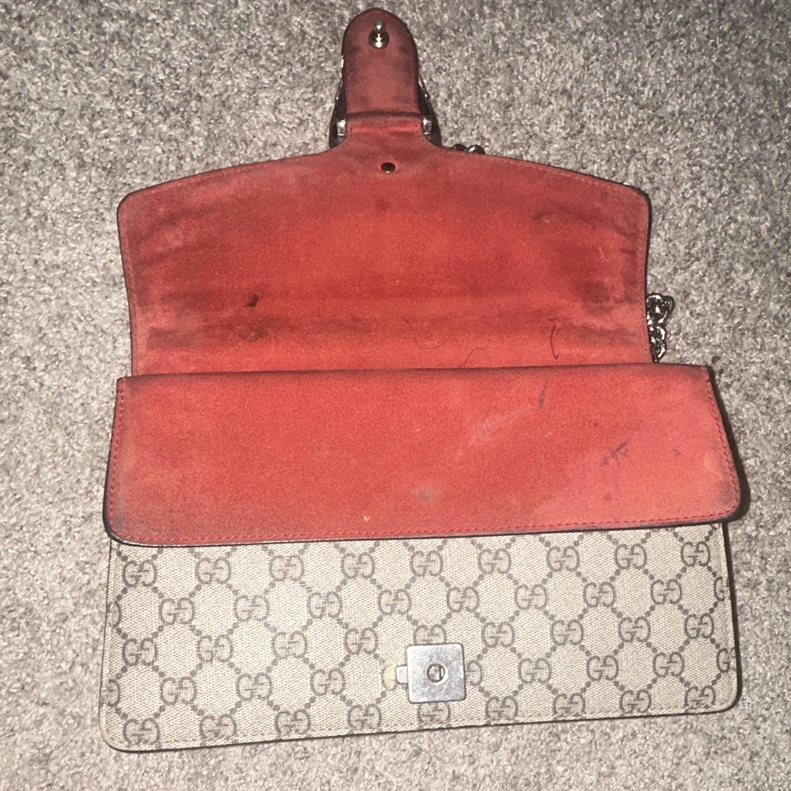Gucci GG Dionysus Shoulder Bag Chain Strap Beige/Red Silver Hardware Snap