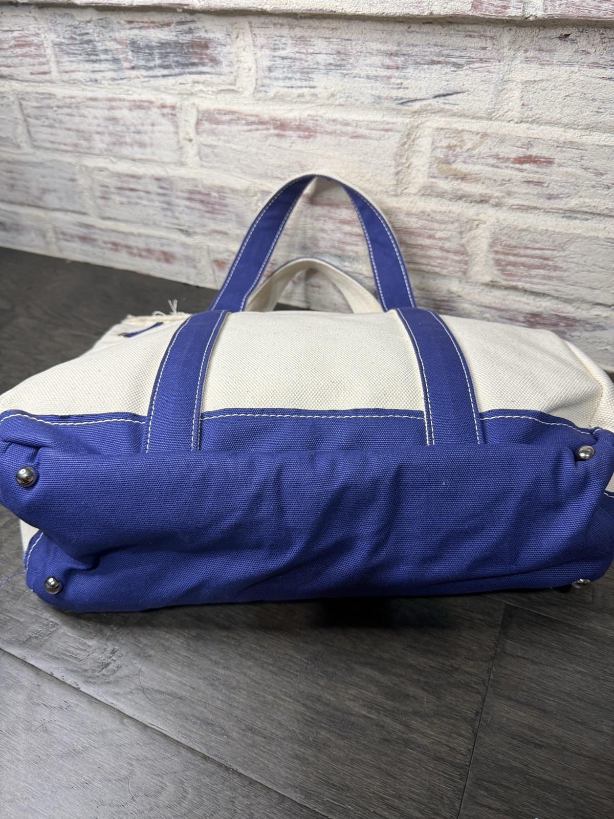 Sunwin Madaket Classic Large Tote Bag Canvas Natural with Blue Trim Silver