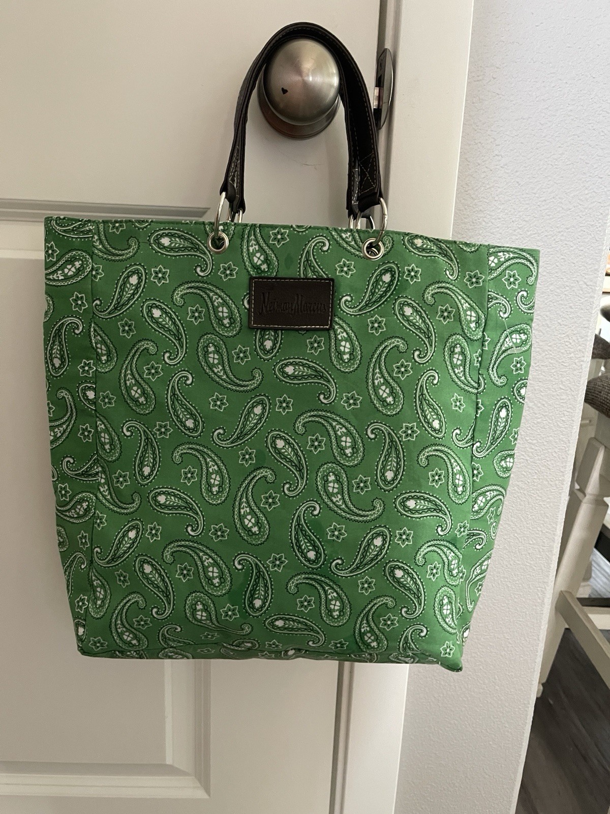 Neiman Marcus Tote Shopper Bag Green Paisley Print Double Leather Handles NWOT