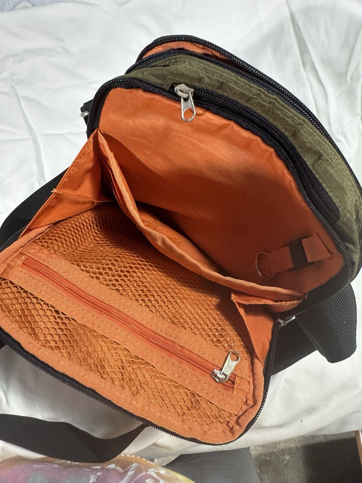 Derek Alexander Crossbody Nylon Bag Purse Lots of Pockets Travel