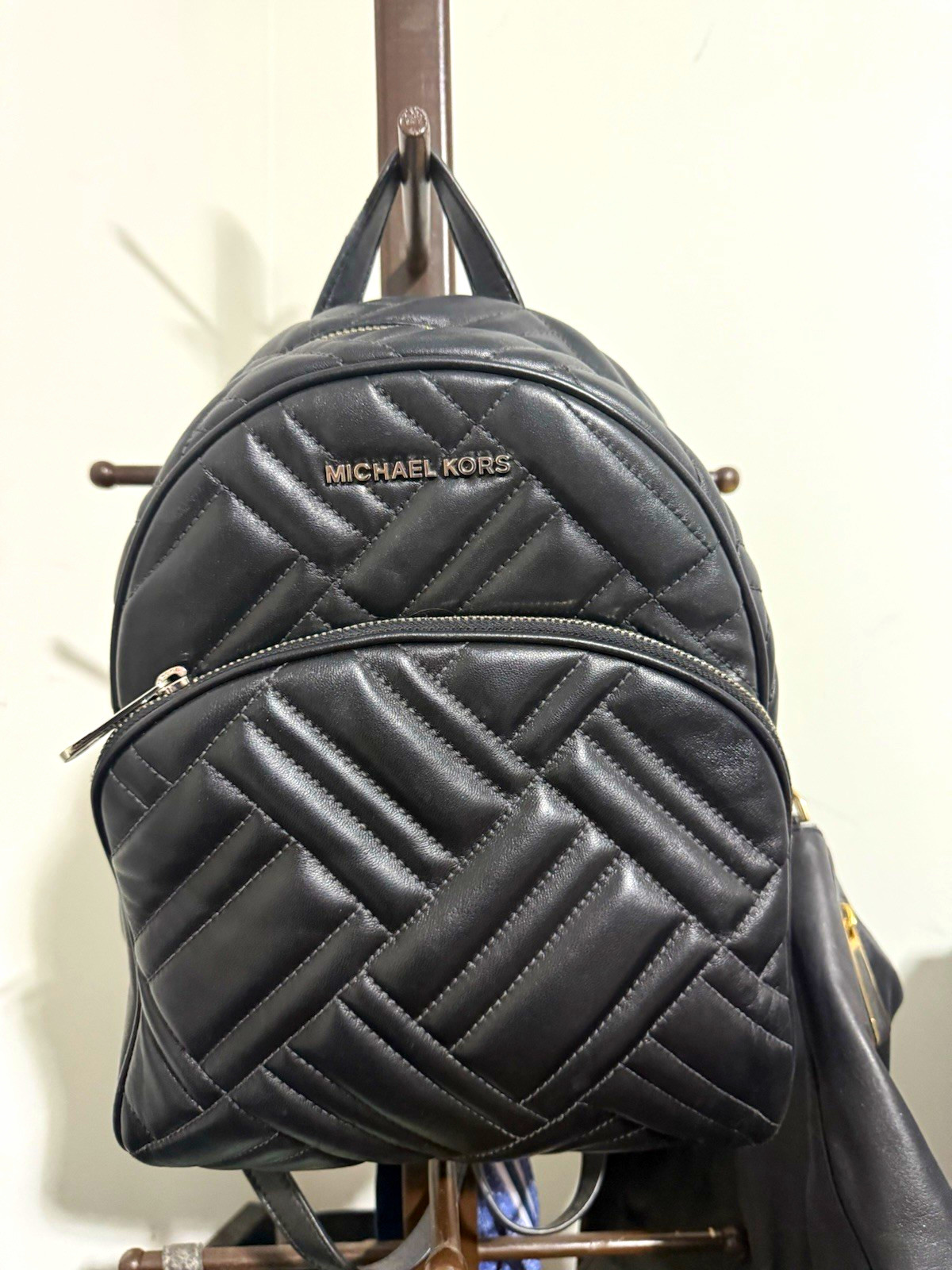 Michael Kors Women’s Small Black Zip Backpack Logo Gold Hardware Pockets