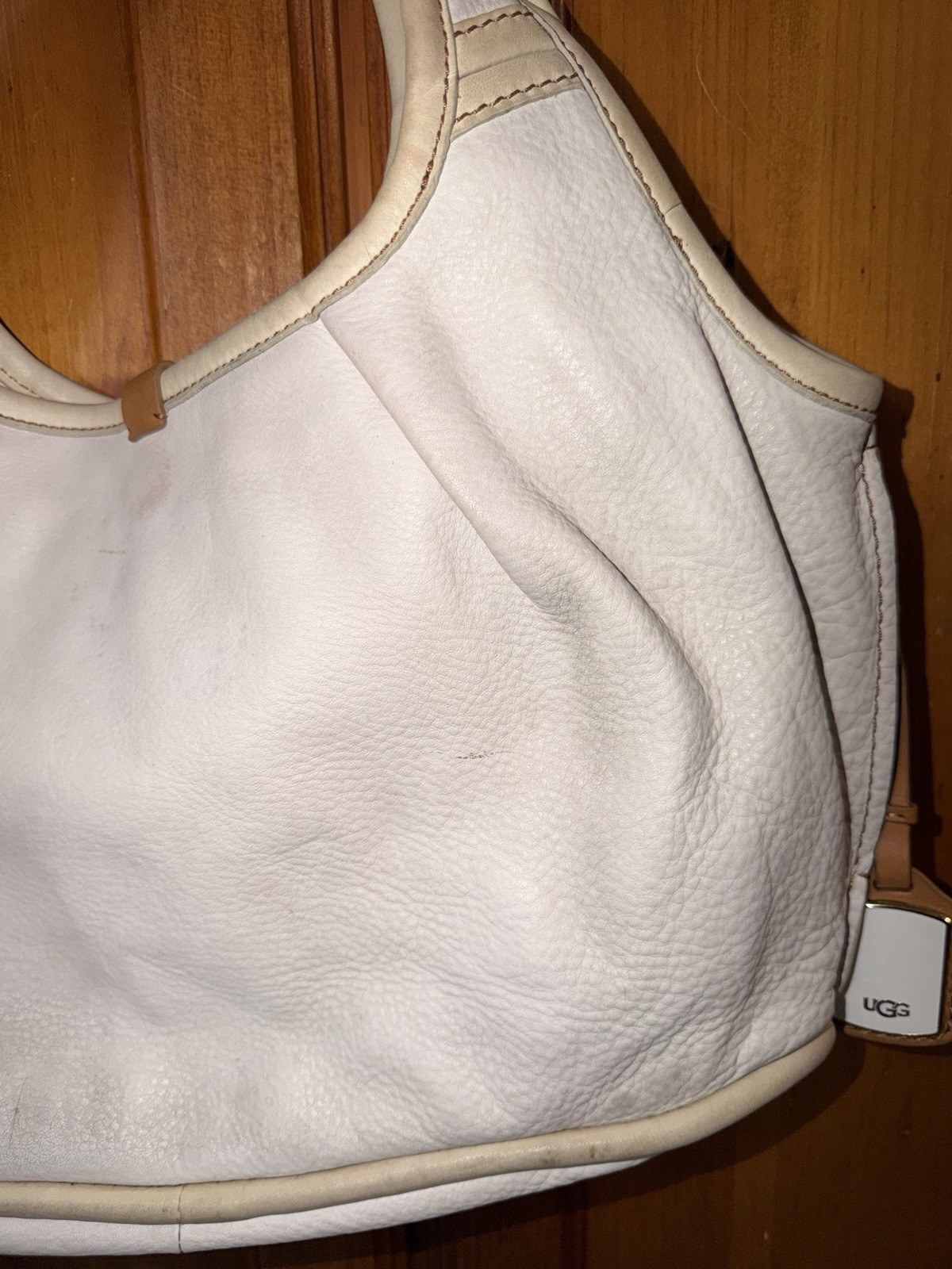 UGG Australia Genuine Calf Leather Hobo Shoulder Handbag Purse Beige Travel Tote