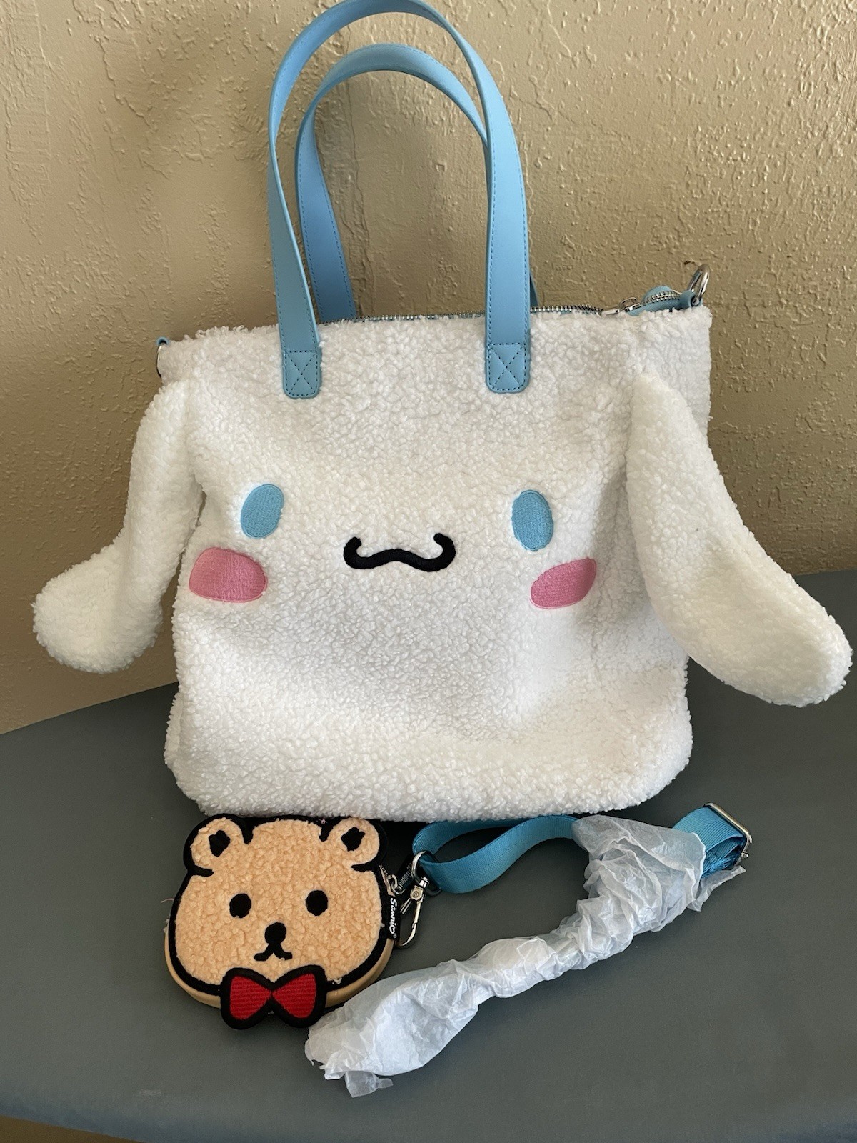 Loungefly Cinnamoroll Sherpa Tote Bag With Coin Purse