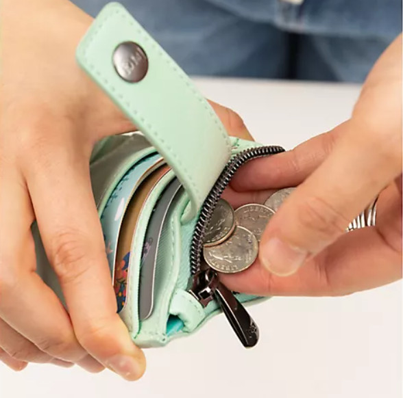 Lug Satin Luxe Compact Wallet with Clasp – Hurdle