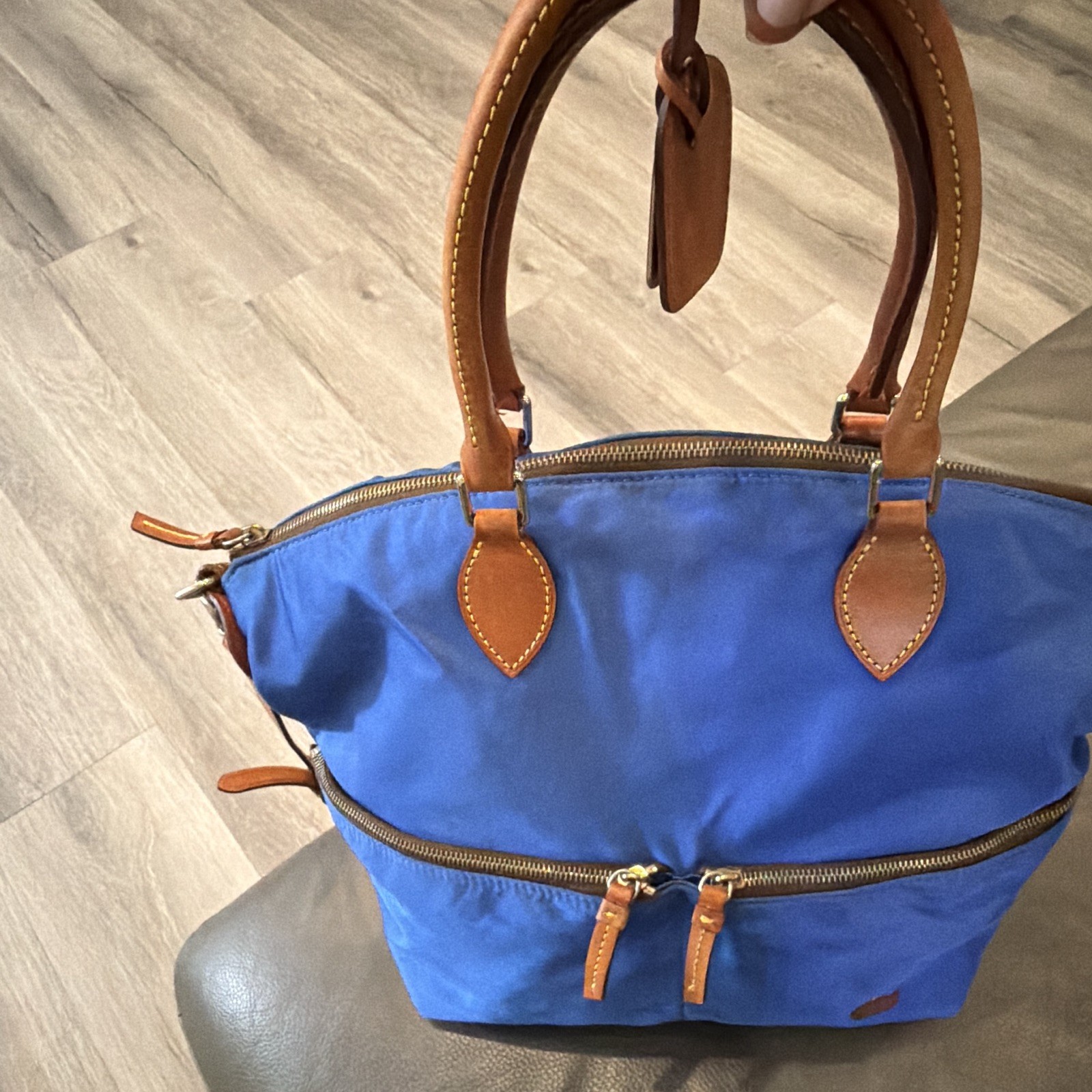 Dooney & Bourke Blue Satchel Top Handle Zip Bag w/ Detachable Strap, Pockets