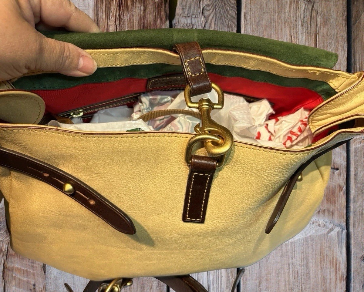 Dooney Bourke Bone Cream Florentine Toledo Leather Saddle Messenger Bag Rustic
