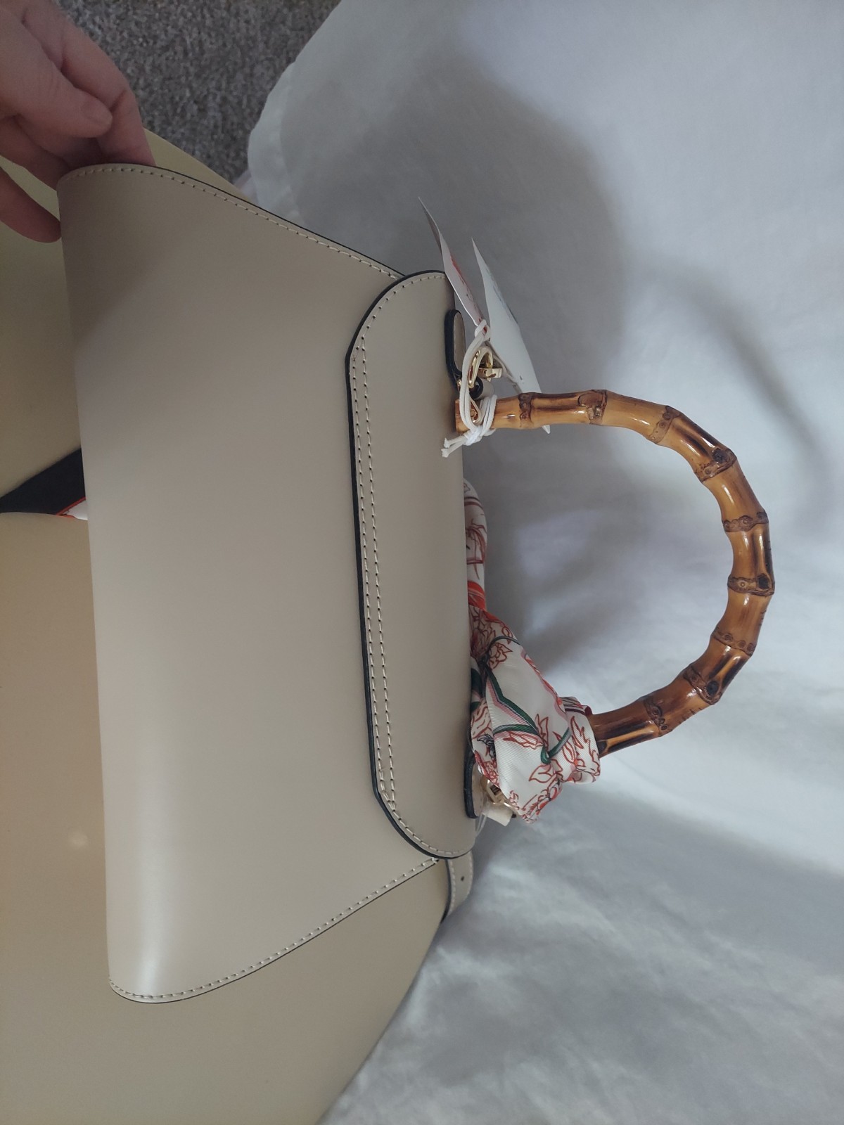 NWT DIVINA FIRENZE Made in ITALY – Genuine Ivory Leather Handbag Bamboo Handle