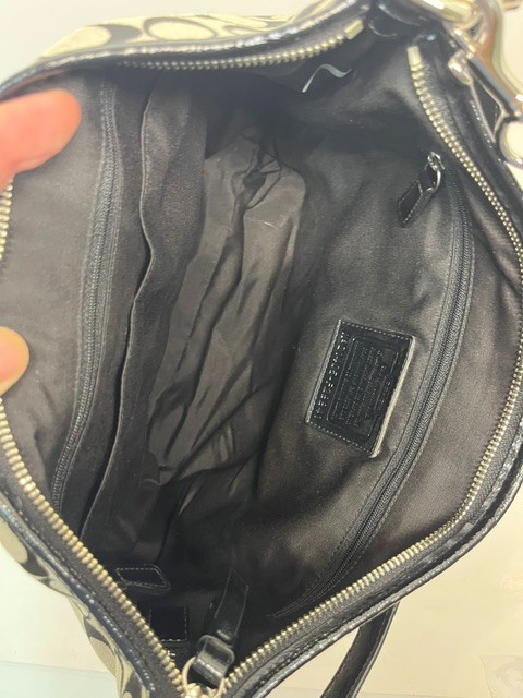 Coach Signature Black Tote Bag # D14D5-F29941. 13″ Wide. Excellent Condition.