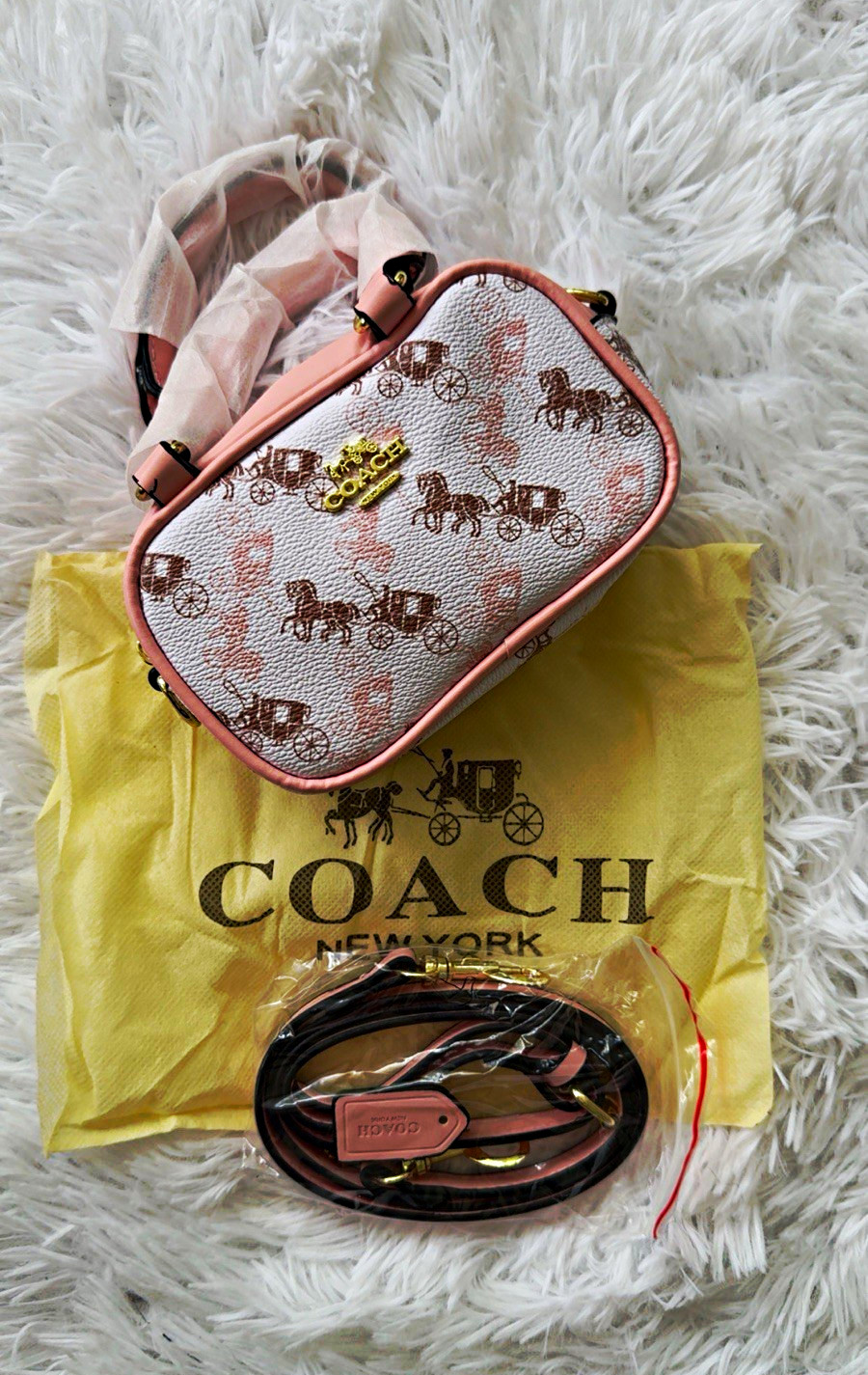 Coach White/Pink Signature Logo Crossbody Bag Zip Gold Hardware Detachable Strap