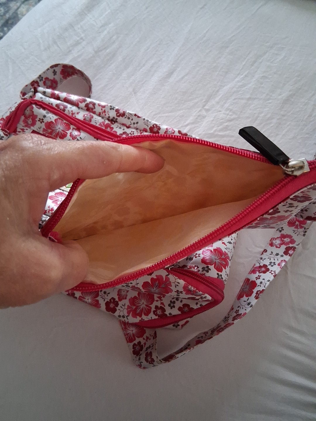 Labiba Handbag With Makeup Bag. Pink Floral 4 Compartments 11×8