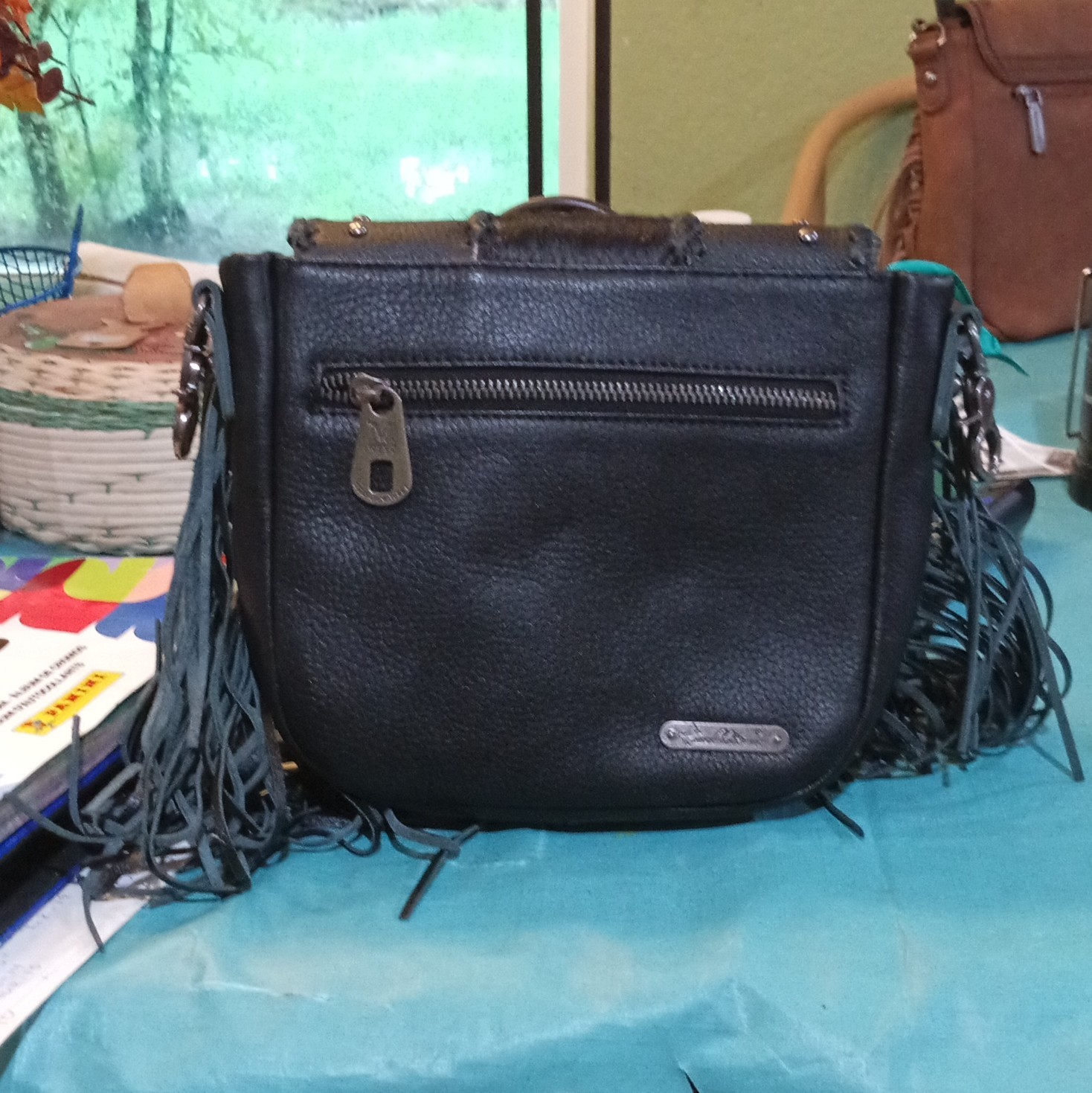 Women’s Black Solid Pebbled Fringe Crossbody Bag, Zip Closure, Detachable Strap