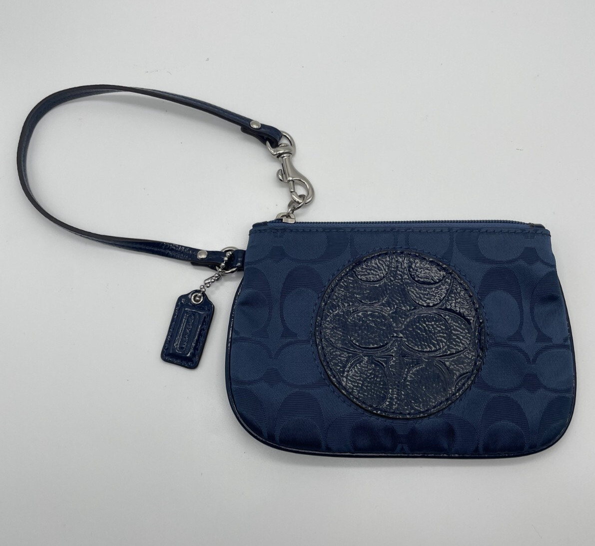 Coach Sis Medallion Aegean color Signature Fabric Wristlet (TS1i)