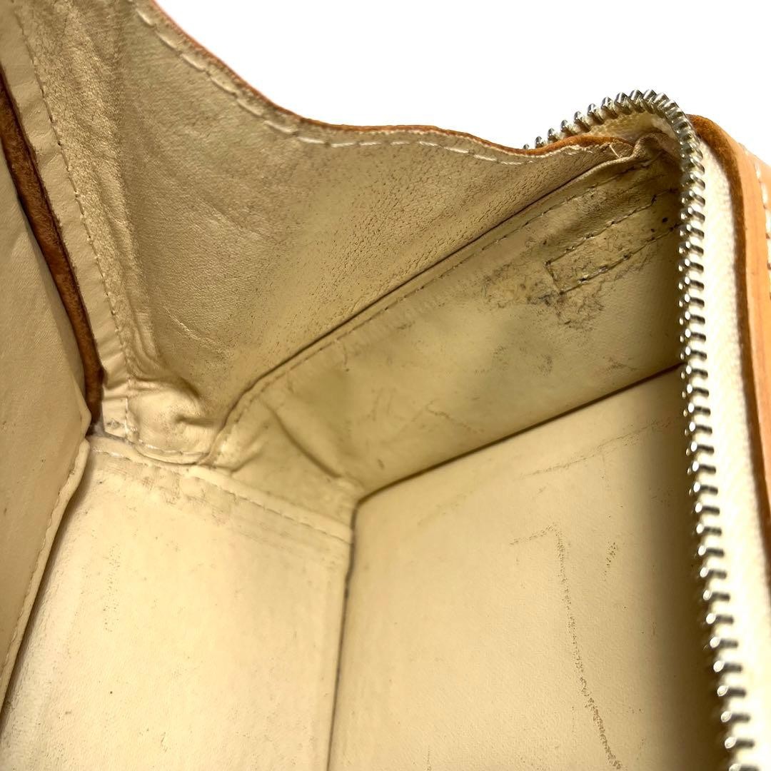 Courreges Square Shoulder Bag 1990s Beige Leather Crossbody 9.2in