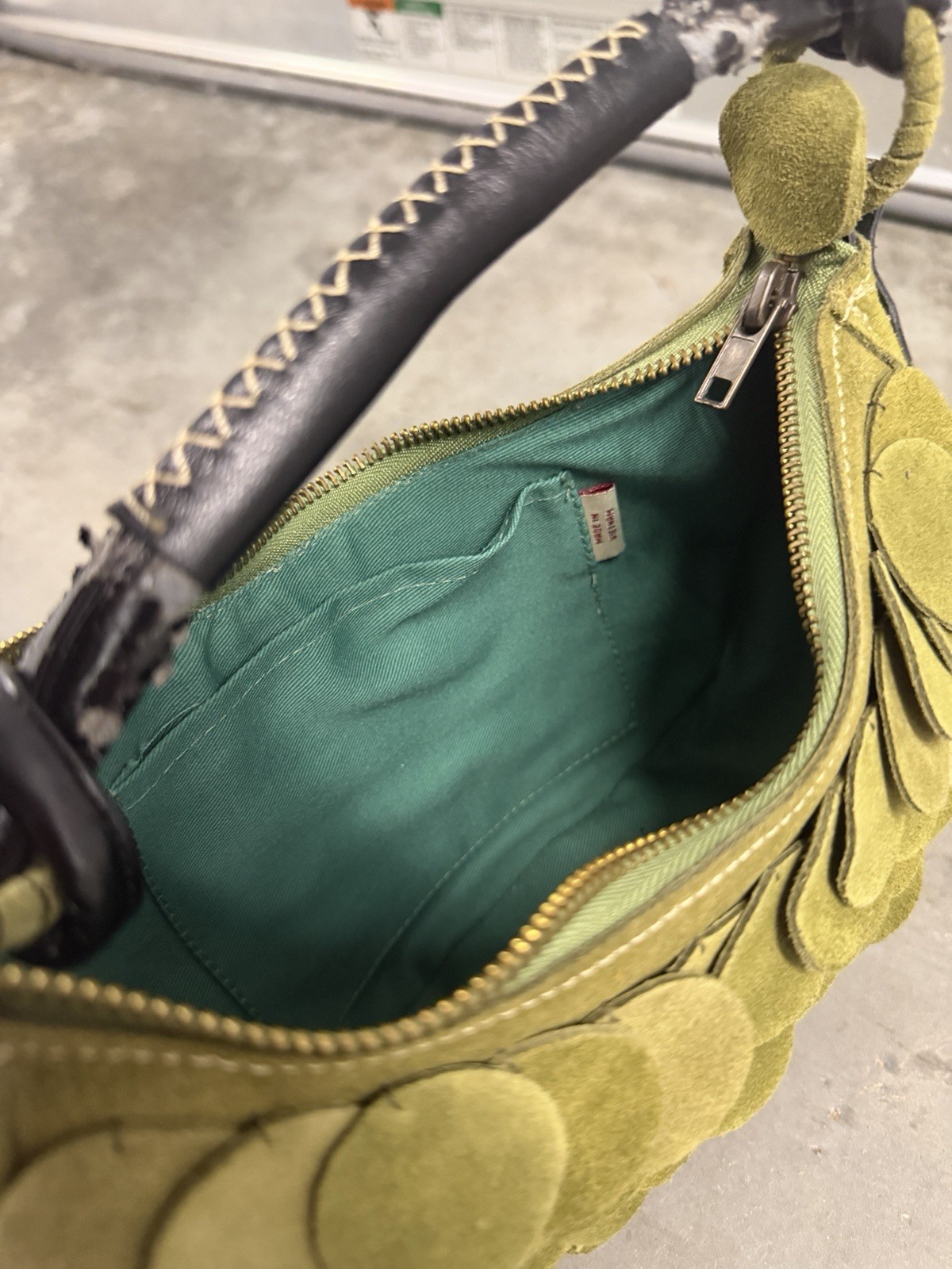 Vintage Y2K Olive Green Suede Petal Disc Crescent Hobo Shoulder Bag Boho Purse