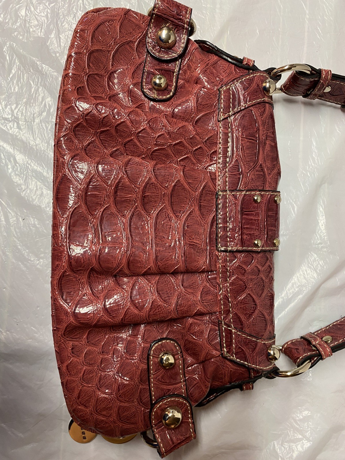 GUESS -Y2K Vintage-Red syn. ALLIGATOR skin- Shoulder Bag- Studded Chunky strap