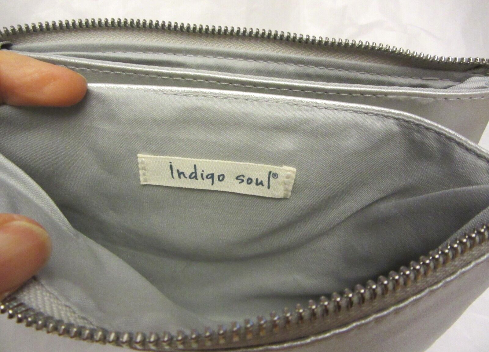 VTG Indigo Soul Purse Silver Clutch Crossbody 3 Pocket Credit Card Slots Unused