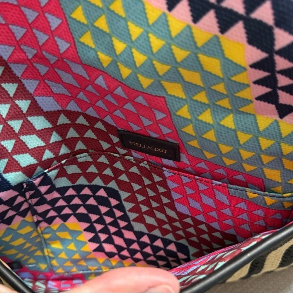 Stella and Dot Awning Clutch Black and Cream New in Original Packaging
