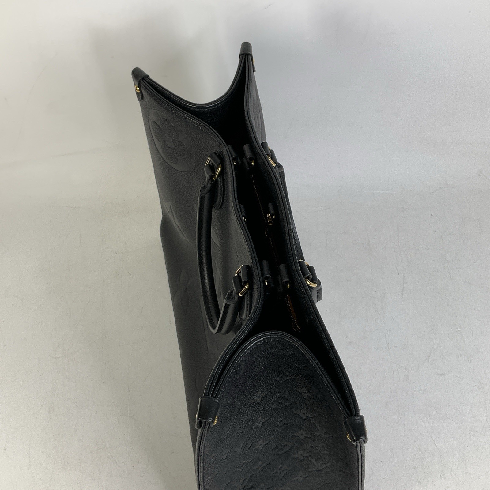 Louis Vuitton OnTheGo GM Monogram Empreinte Black Leather Shoulder Tote
