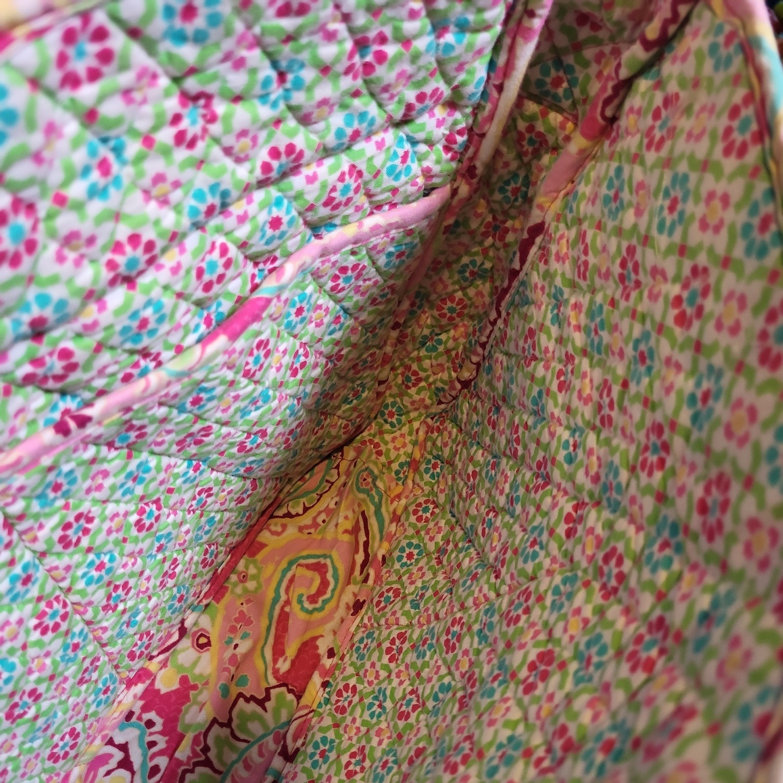 Vera Bradley Capri Melon Paisley Messenger Bag/Computer Bag
