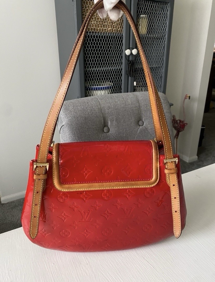 Louis Vuitton Red Monogram Vernis Biscayne Bay GM Shoulder Patent Bag RARE