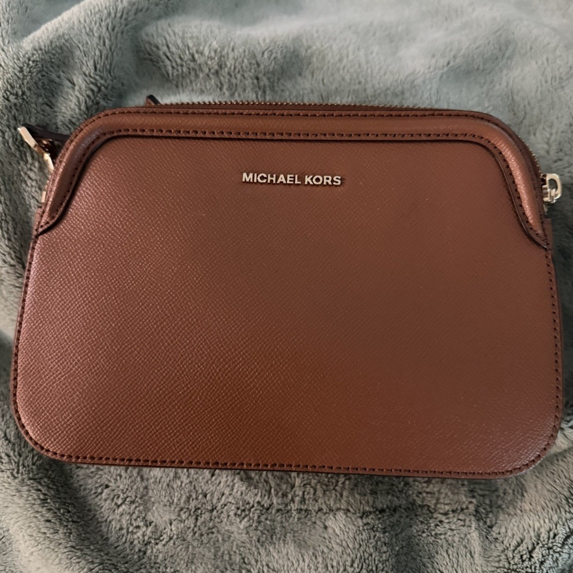 Michael Kors Brown Small Zip Crossbody Bag Logo Gold Hardware Adjustable Strap