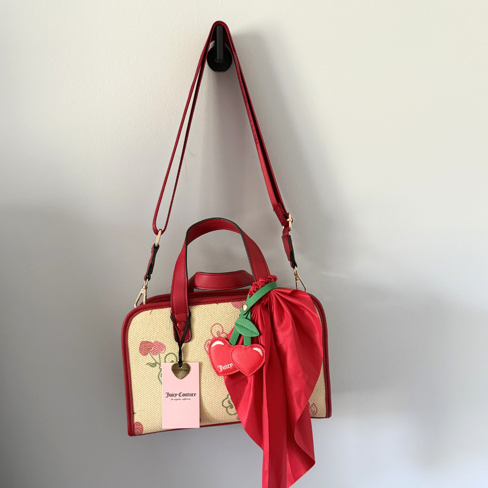Juicy Couture Paradise Bag Cherry Bomb Print Red Straw Crossbody NEW Gift Bundle