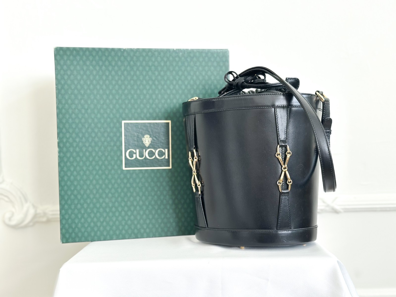 Gucci Bucket Bag Black Horsebit