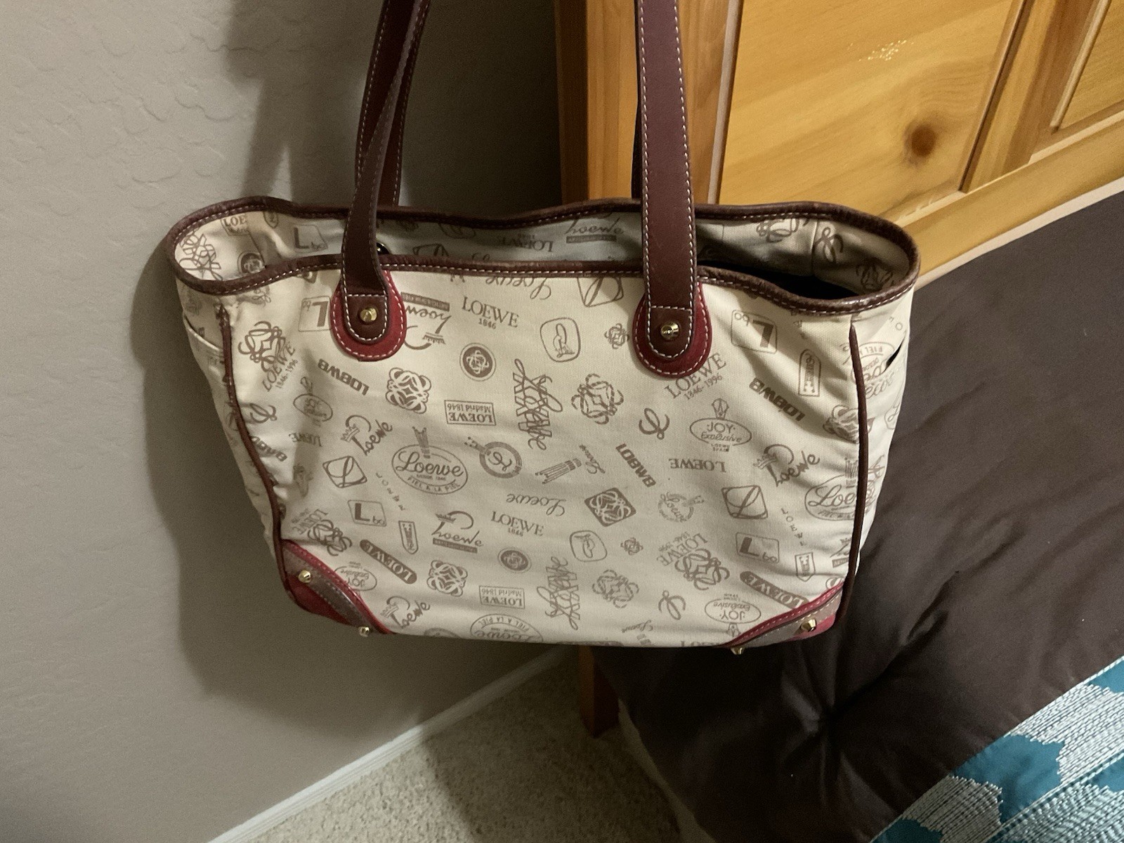 Loewe Anagram Canvas and Suede Tote Pre-owned. Very Good Condition Authentic