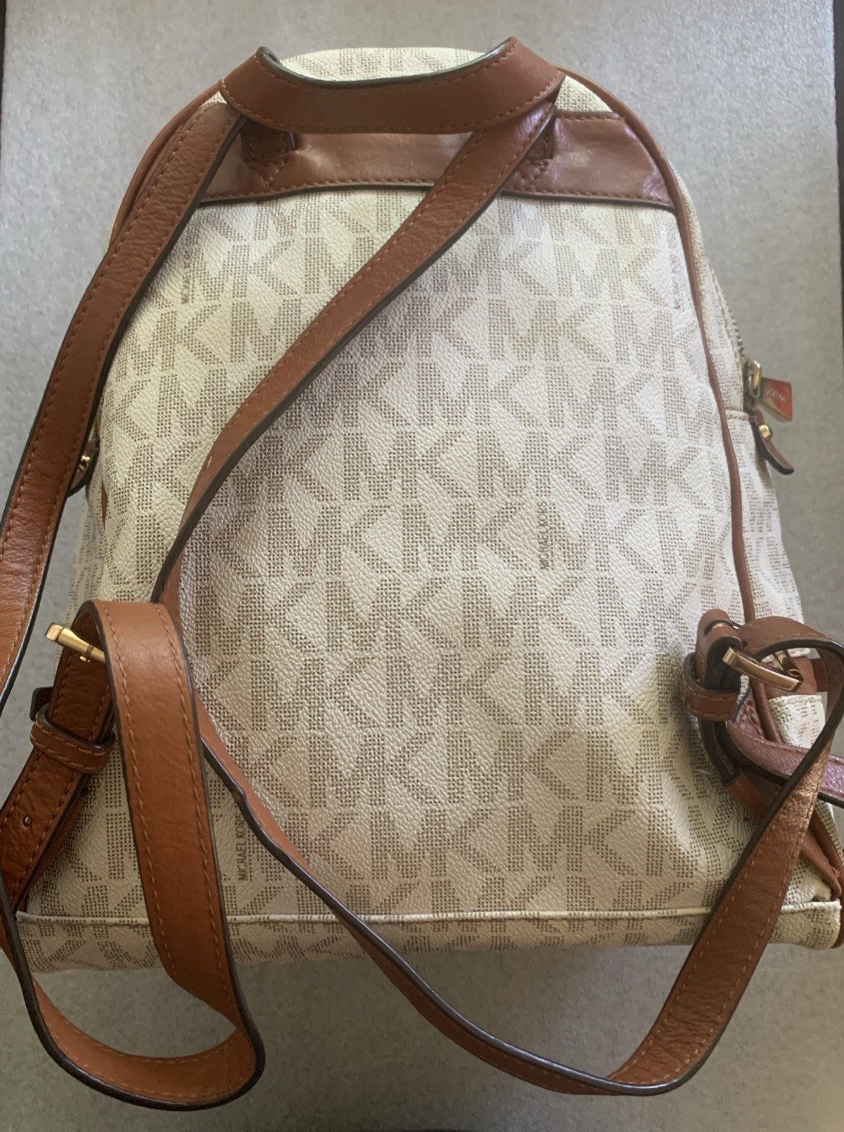 Michael Kors 30S7GEZB1B Women’s Backpack Medium – Vanilla
