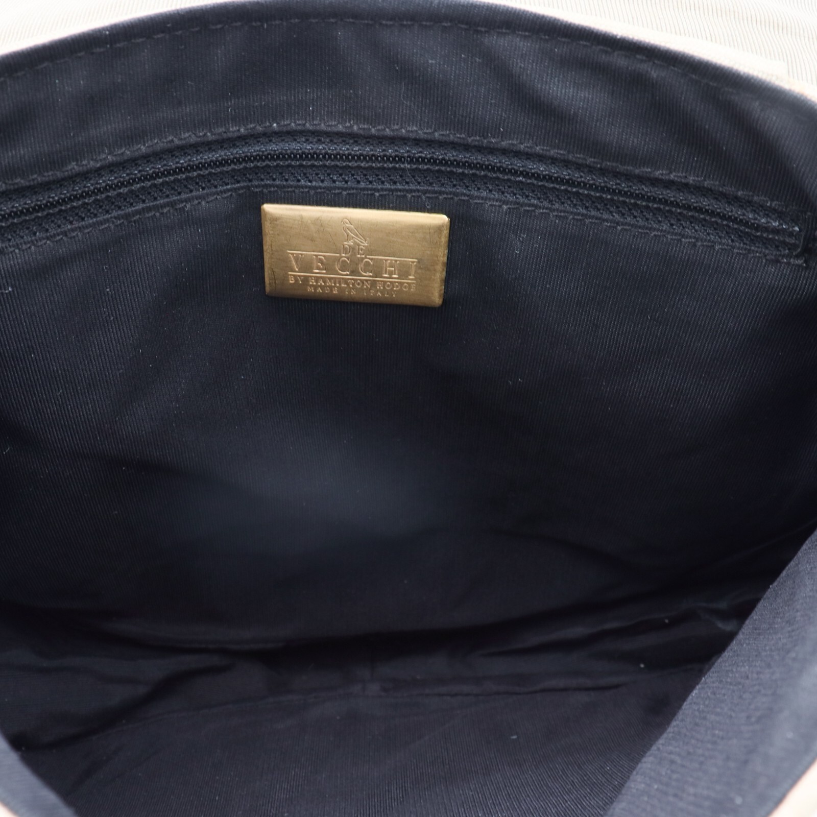 De Vecchi Hamilton Hodge Purse Bunjee Cord Made in Italy