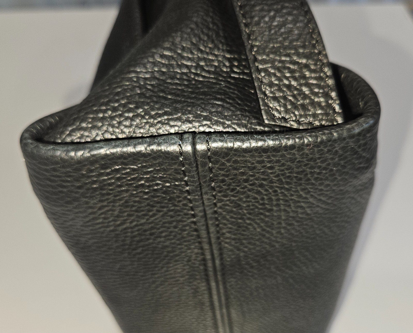 Italian Black Pebbled Leather Shoulder Bag and Crossbody bag Braided Handle NWOT