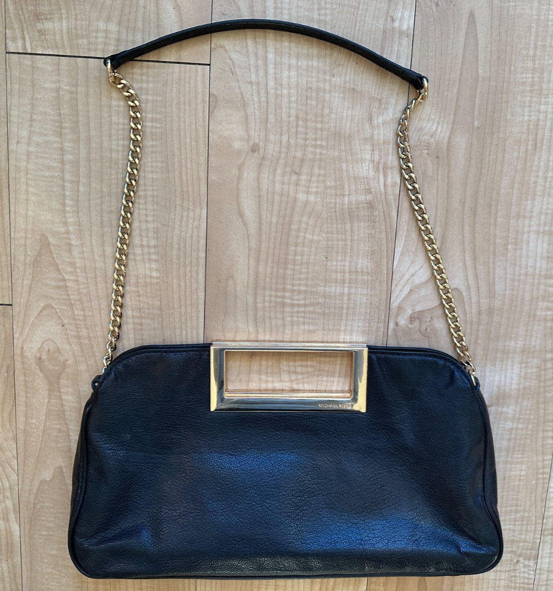 * BERKLEY Black Pebble Leather Clutch / Shoulder Purse MICHAEL KORS Gold Accents
