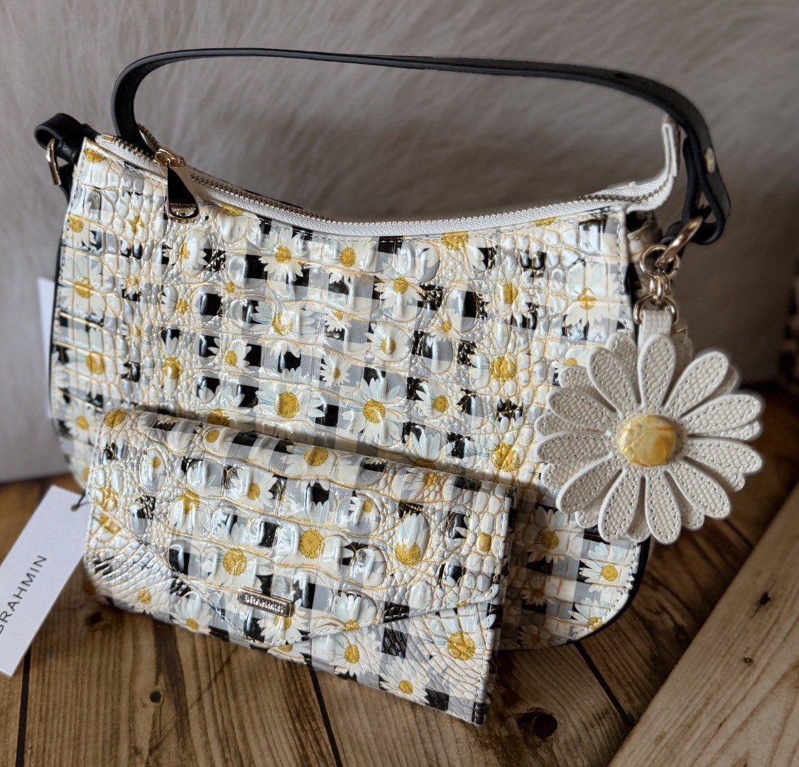 NWT BRAHMIN SHAYNA MULTI PETALINE & BRAHMIN VERONICA WALLET DAISY FLOWERS $510+