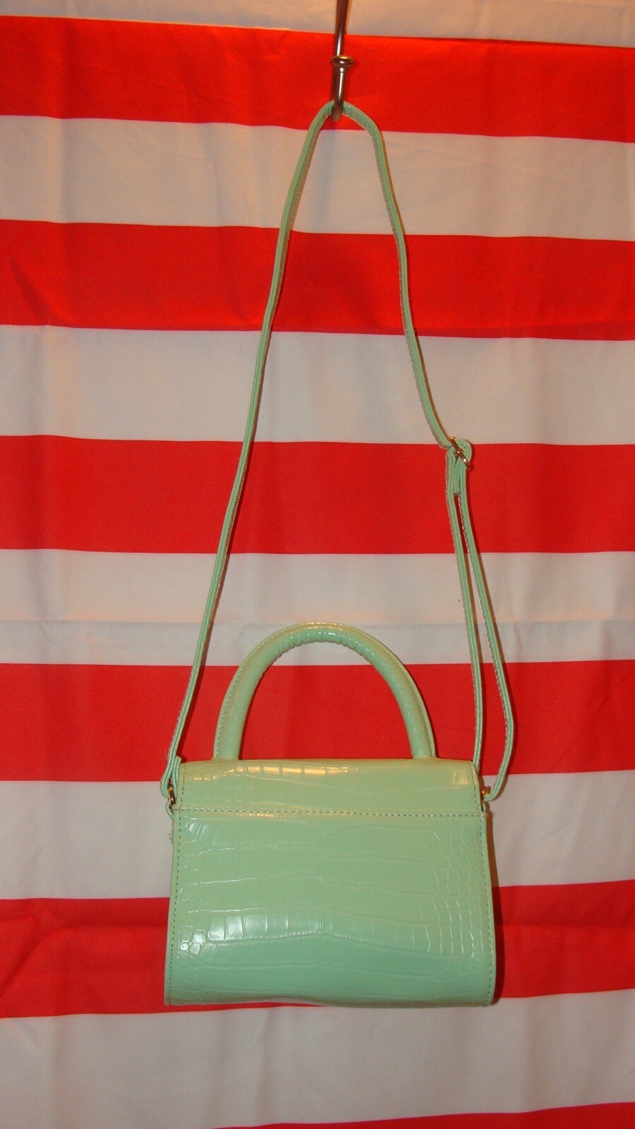 ART CLASS MINT GREEN PURSE ~ Excellent Condition ~ 7.5”x7”