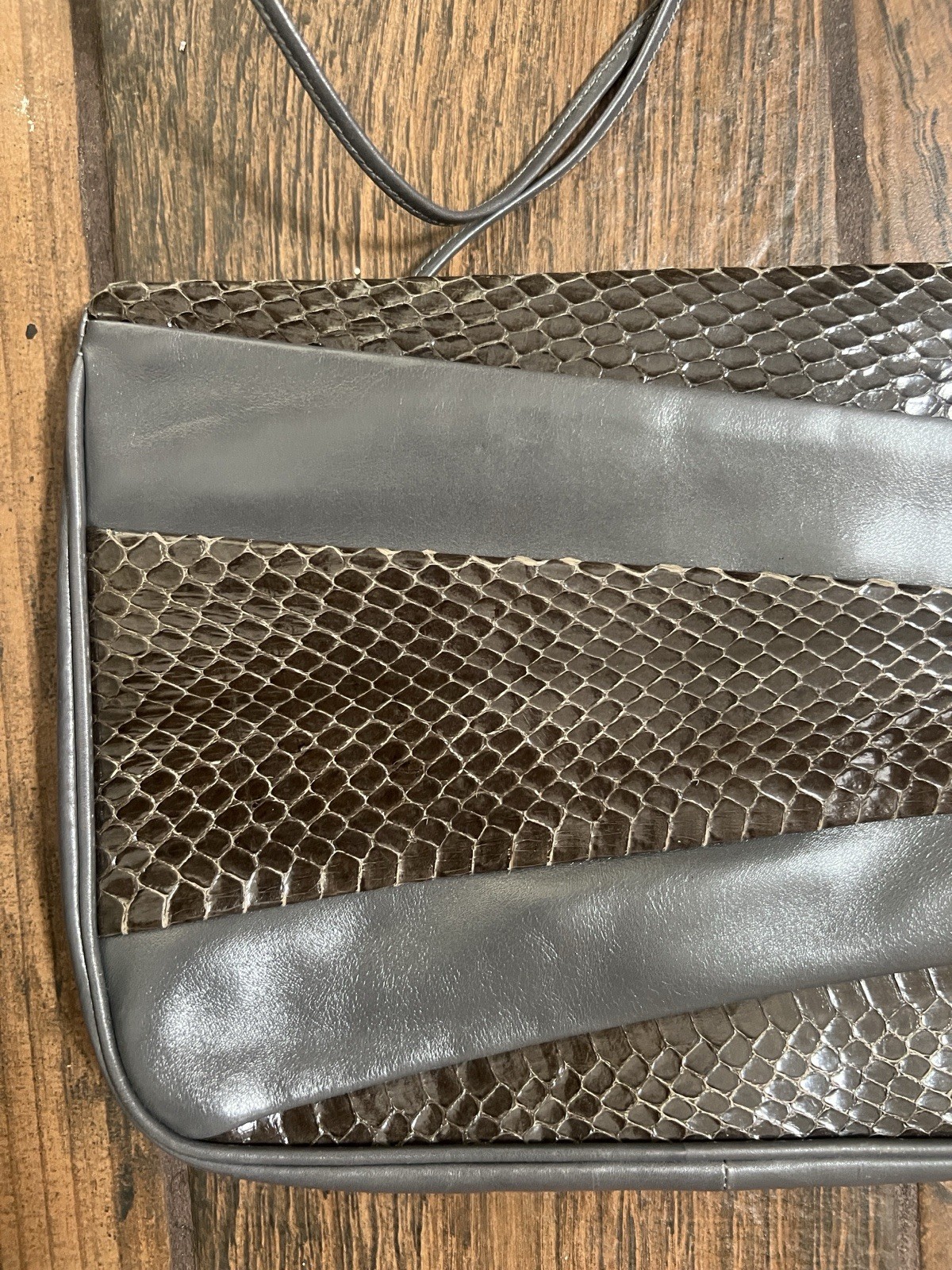Vintage Salvatore Ferragamo Genuine Snakeskin Leather Shoulder Bag Made in Italy