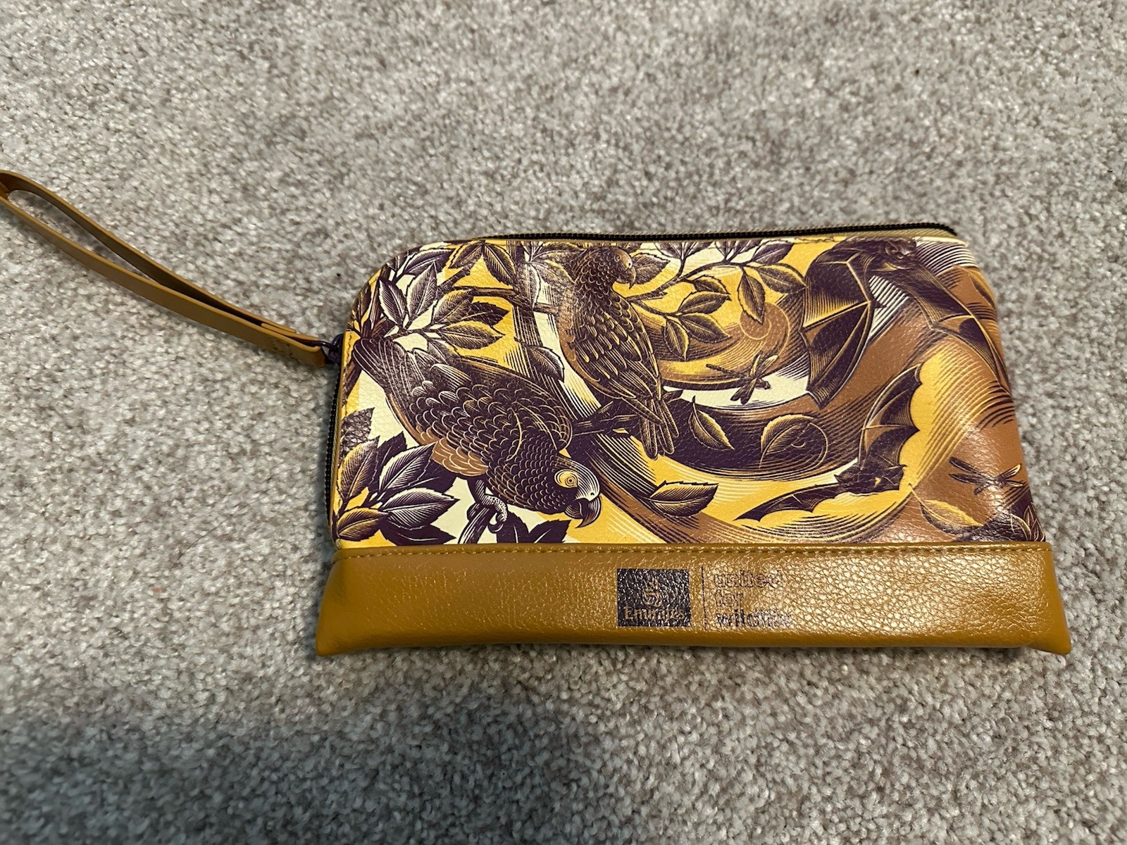 Emirates Brown Cosmetic Travel Pouch Bag United For Wildlife – NEW UNUSED