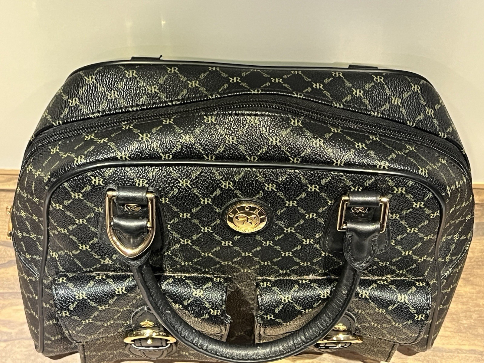 Rioni Moda Italia Signature Leather Satchel Handbag Purse Black Monogram (Read)
