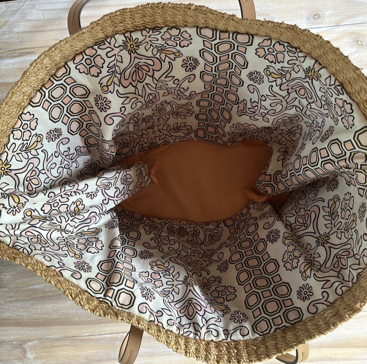 Tory Burch Beige Straw Tote Drawstring Multicolor Lining Logo Raffia Bag