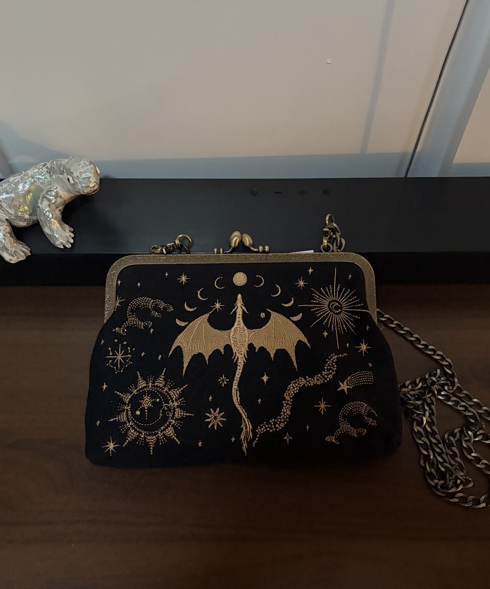 Dragon Kiss Lock Bag in Linen Cotton Blend IN HAND SOLD OUT SHIPS FAST!