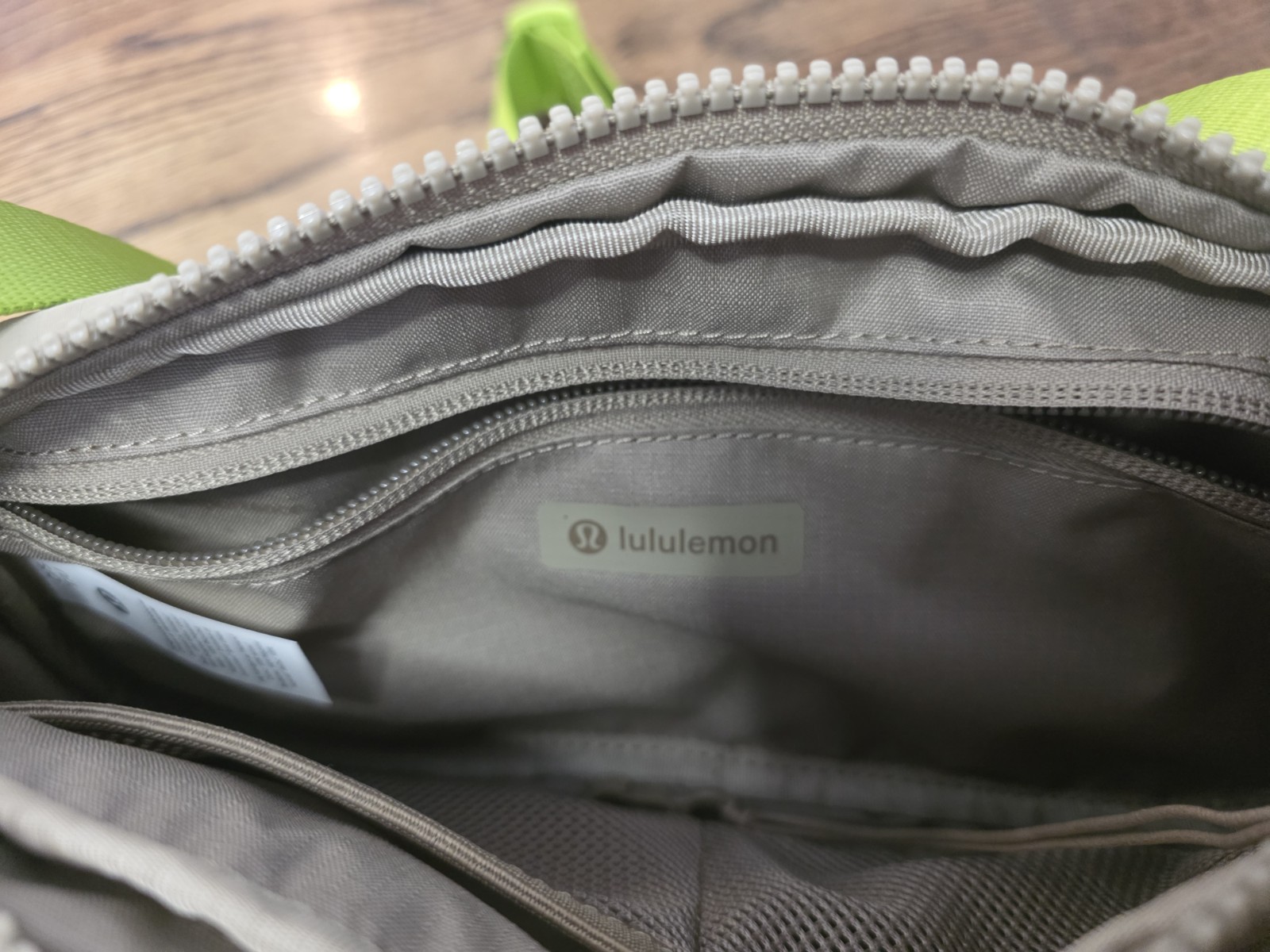 Lululemon Multi-Pocket Crossbody Bag Sheer Oak Beige/Sour Purse Khaki/Lime Green