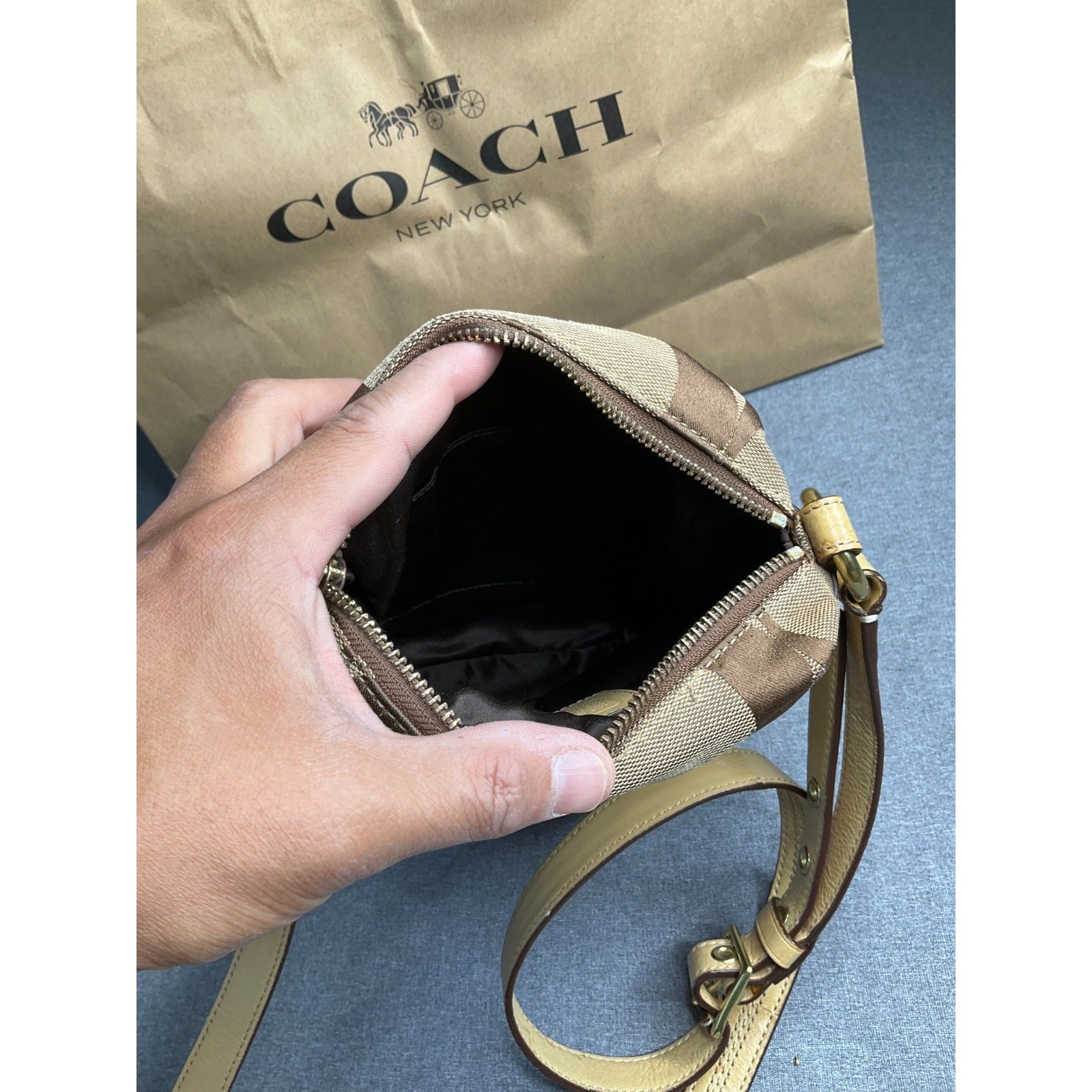 Vintage Coach 12471 Python Print Beige Orange Canvas Leather Shoulder Bag Auth